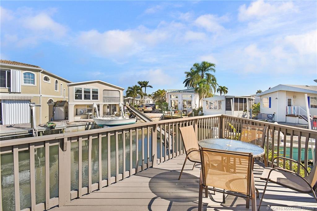 29 Nettles Boulevard