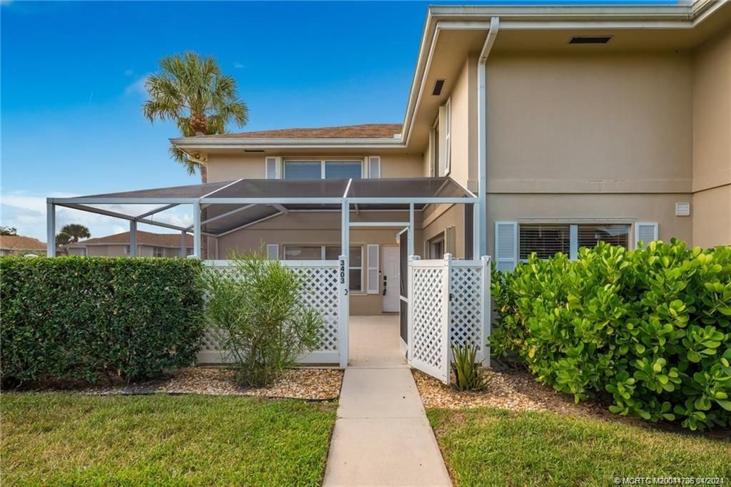 Photo of 3403 SW Sunset Trace Circle, Palm City, FL 34990 (MLS # M20044706)