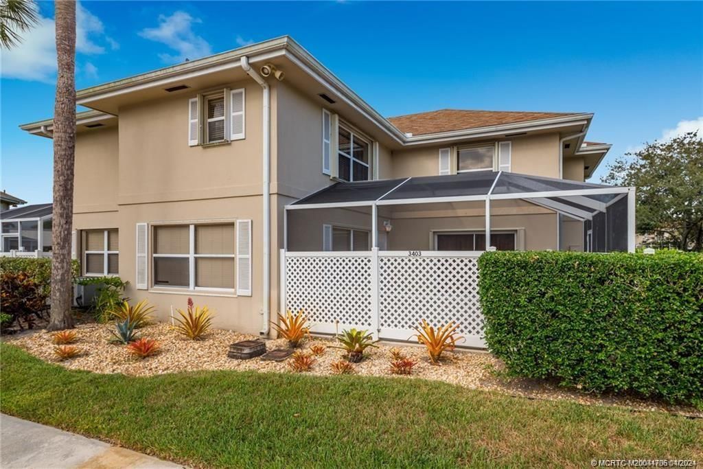 Photo of 3403 SW Sunset Trace Circle, Palm City, FL 34990 (MLS # M20044706)