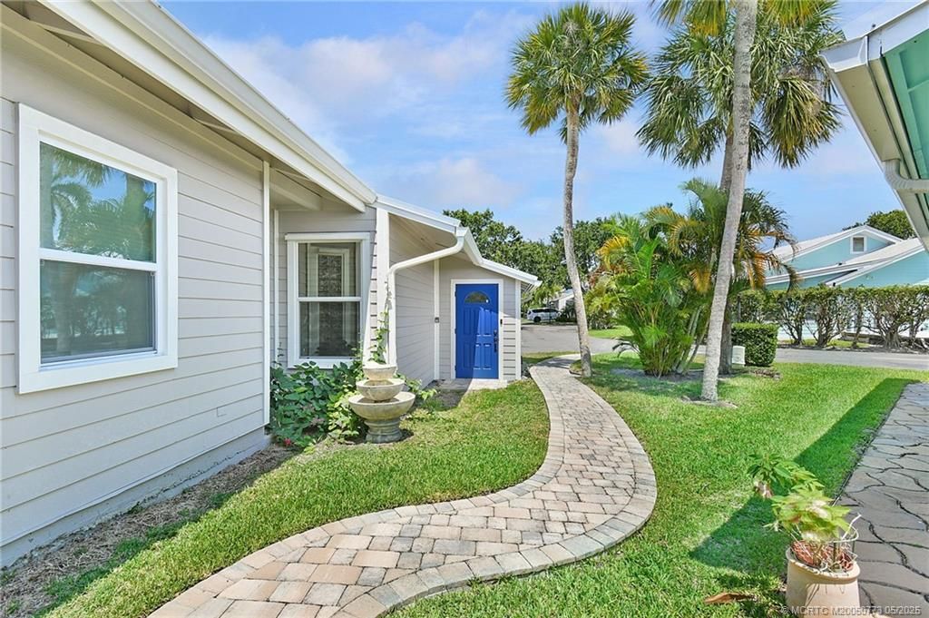 Photo of 4044 NE Breakwater Drive, Jensen Beach, FL 34957 (MLS # M20050773)