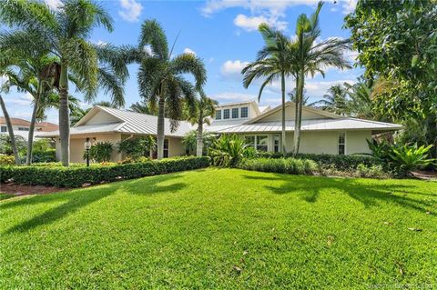 Photo of 3192 SE Fairway West, Stuart, FL 34997 (MLS # M20051062)