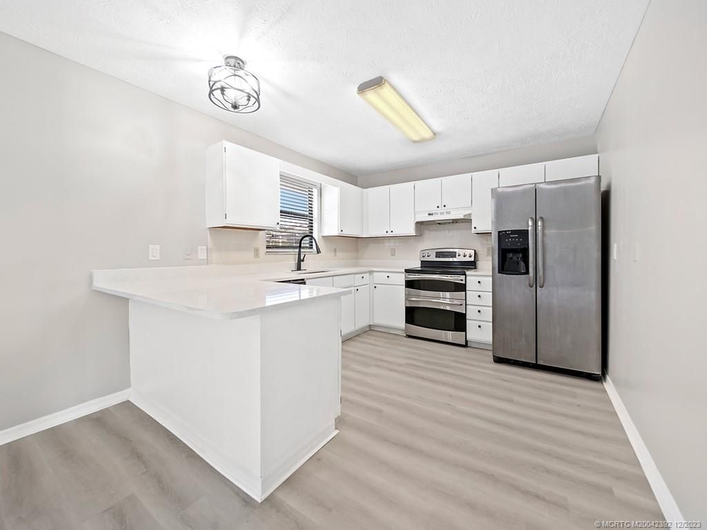 Photo of 3775 SE Middle Street, Stuart, FL 34997 (MLS # M20042392)