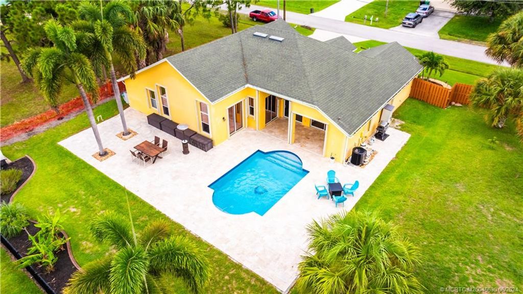 Photo of 5936 NW Brenda Circle, Port Saint Lucie, FL 34986 (MLS # M20045630)