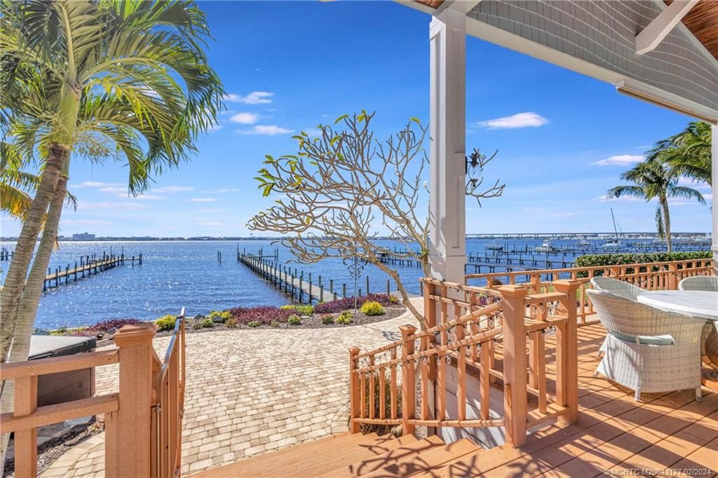 Photo of 428 NE Alice Street, Jensen Beach, FL 34957 (MLS # M20043127)