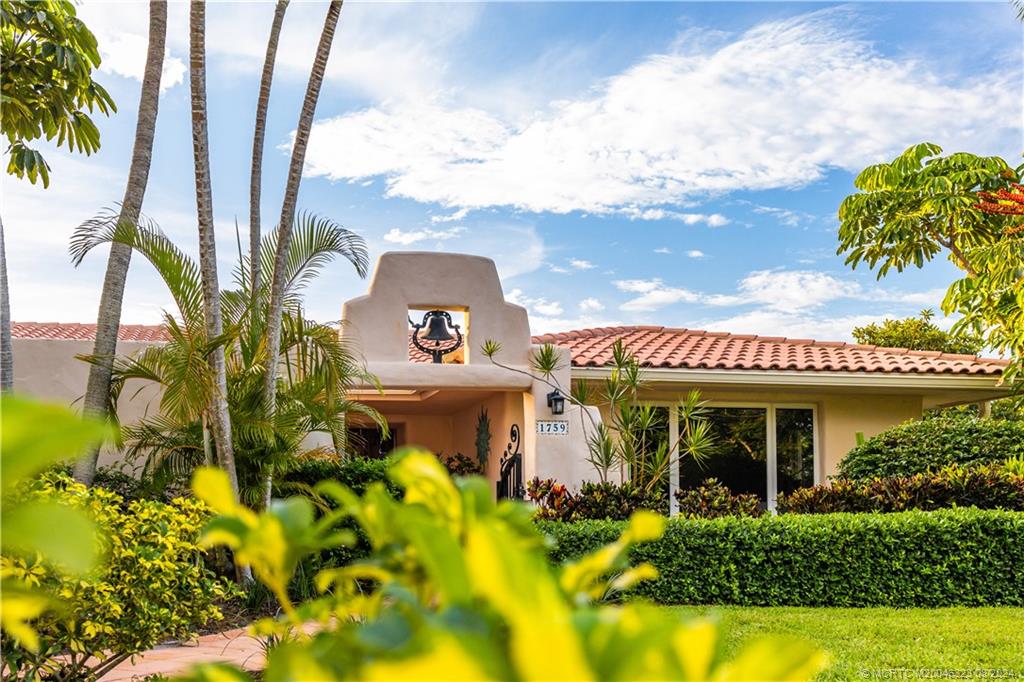 1759 NW River Trail