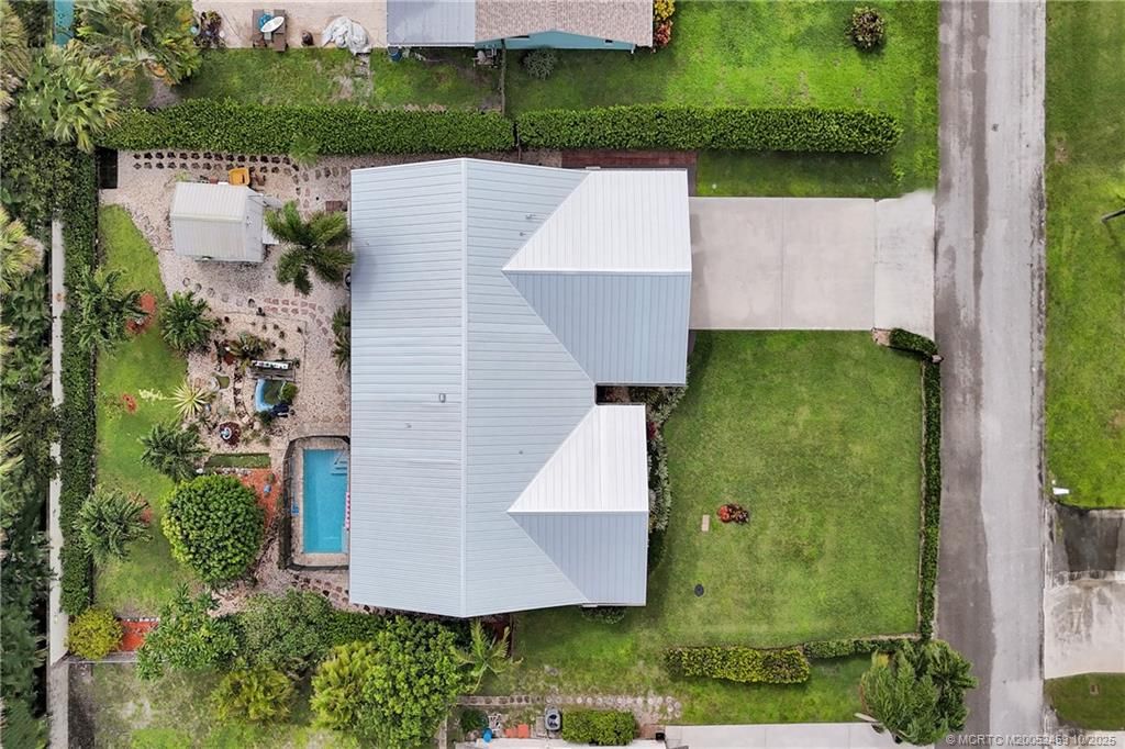 Photo of 4706 SE Manatee Terrace, Stuart, FL 34997 (MLS # M20052459)