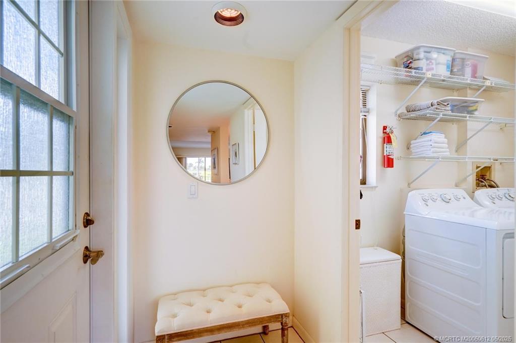 Stuart, Florida 34996, United States, 2 Bedrooms Bedrooms, ,2 BathroomsBathrooms,Residential,Active,130219