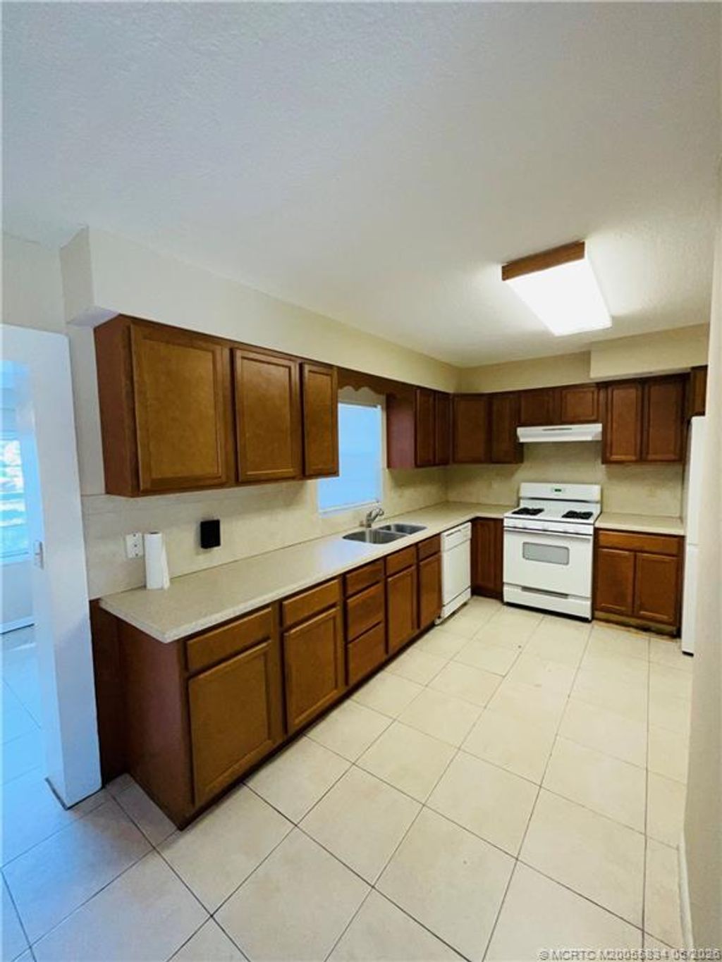 Photo of 1701 Sunrise Boulevard, Fort Pierce, FL 34950 (MLS # M20055834)