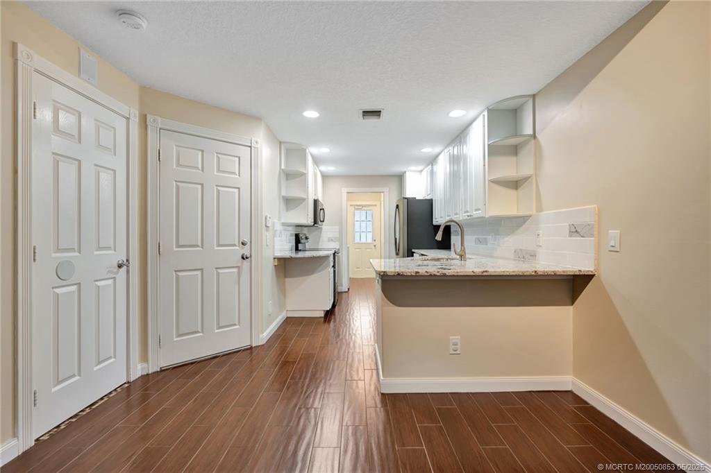 Jupiter, Florida 33458, United States, 3 Bedrooms Bedrooms, ,3 BathroomsBathrooms,Residential,Pending,141202