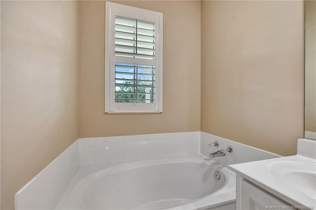 Jupiter, Florida 33458, United States, 3 Bedrooms Bedrooms, ,3 BathroomsBathrooms,Residential,Pending,141202