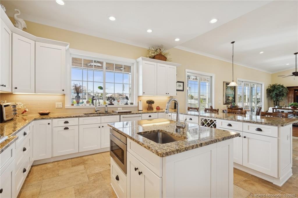 Punta Gorda, Florida, 33955, United States, 3 Bedrooms Bedrooms, ,4 BathroomsBathrooms,Residential,Active,1705797