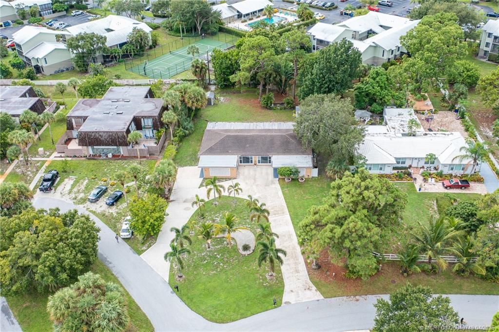 Photo of 830 NW 10th Terrace, Stuart, FL 34994 (MLS # M20049749)