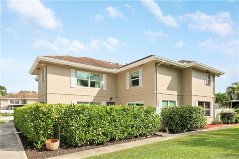 Photo of 3355 SW Sunset Trace Circle, Palm City, FL 34990 (MLS # M20052022)