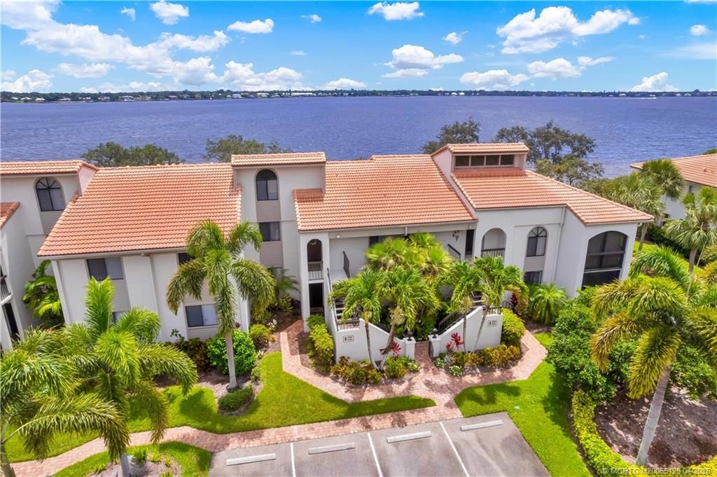 Photo of 2560 NW Seagrass Drive #6B, Palm City, FL 34990 (MLS # M20055129)