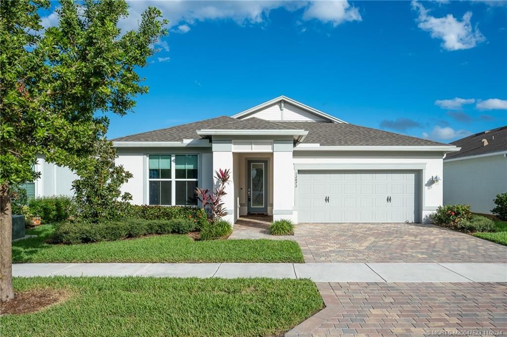 Photo of 12872 SW Vermillion Circle, Port Saint Lucie, FL 34987 (MLS # M20047523)