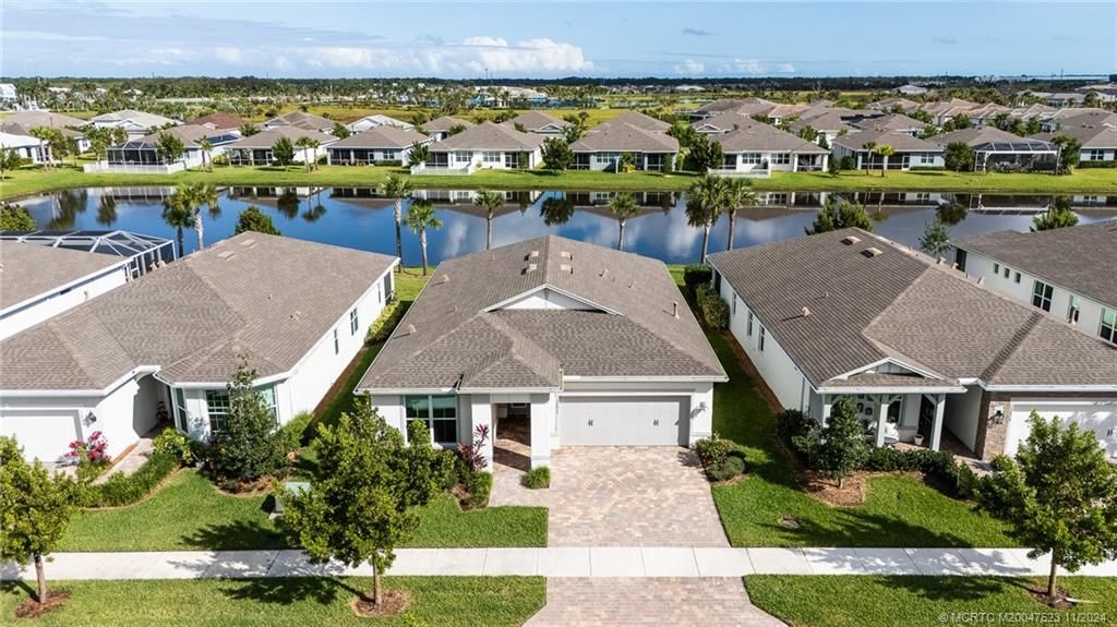 Photo of 12872 SW Vermillion Circle, Port Saint Lucie, FL 34987 (MLS # M20047523)