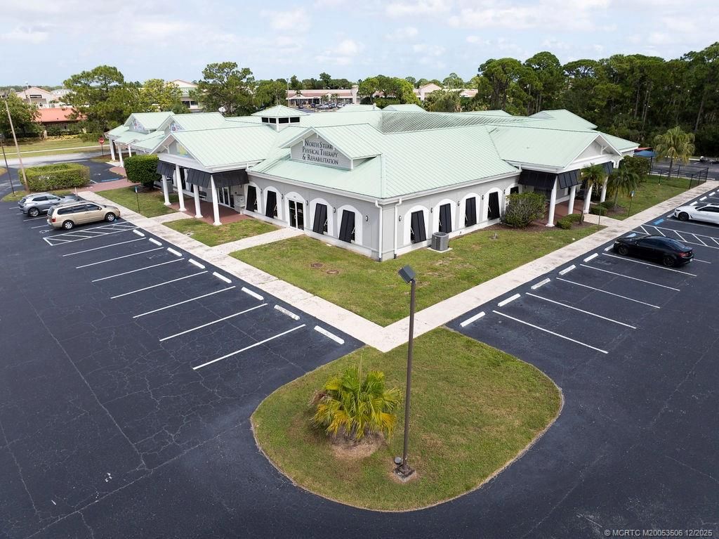 Photo of 3405 NW Federal Highway, Jensen Beach, FL 34957 (MLS # M20053506)