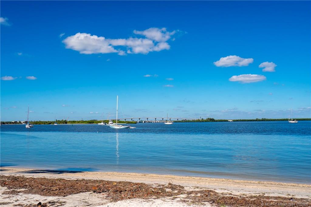 Fort Pierce, Florida 34949, United States, ,Land,Active,239720