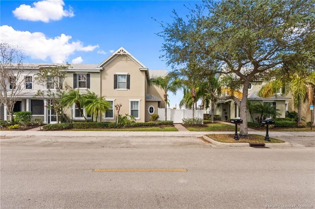 Photo of 10627 SW Cam Run, Port Saint Lucie, FL 34987 (MLS # M20054717)