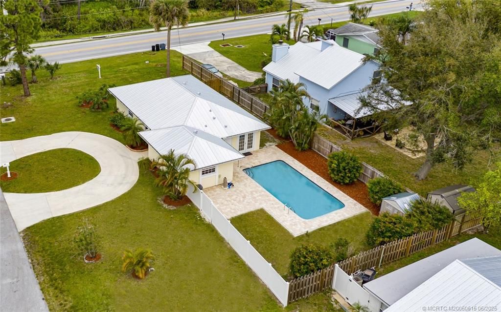 Photo of 2363 NW Brennan Court, Stuart, FL 34994 (MLS # M20050615)