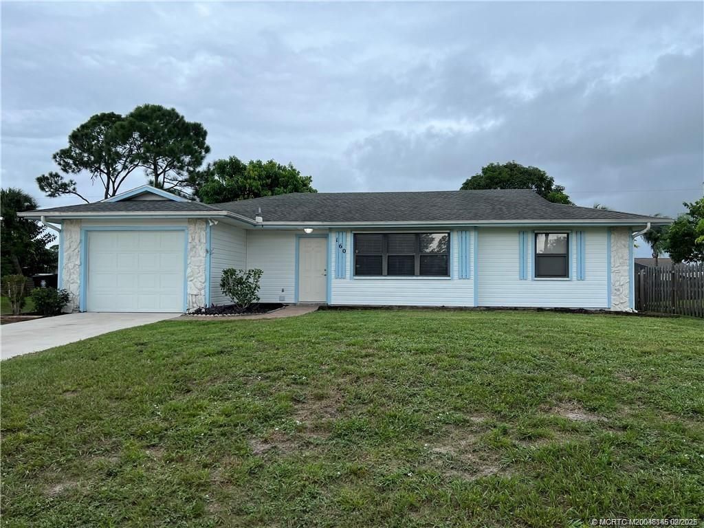 Photo of 160 SE Lakehurst Drive, Port Saint Lucie, FL 34983 (MLS # M20048845)