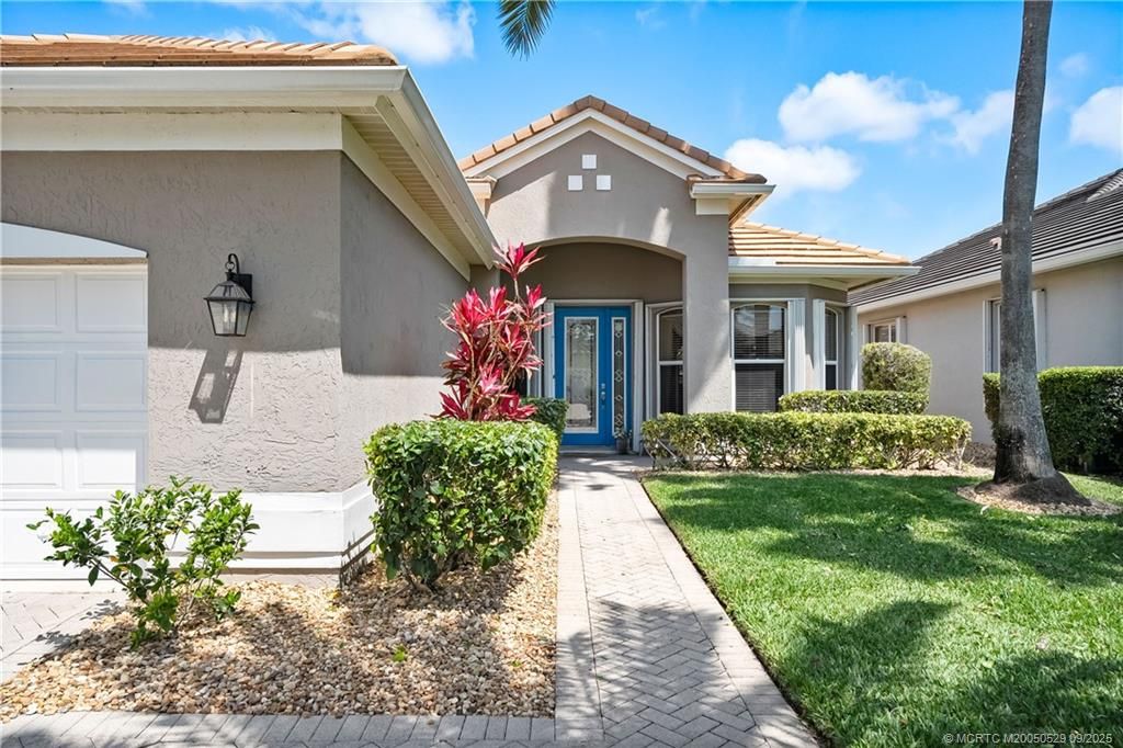 Photo of 2232 SW Brookhaven Way, Palm City, FL 34990 (MLS # M20050529)