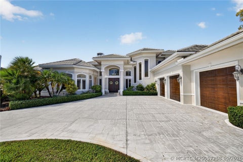 Photo of 6600 SE Barrington Drive, Stuart, FL 34997 (MLS # M20057258)
