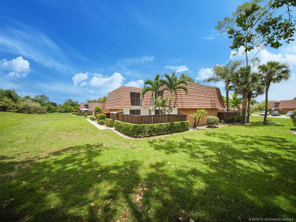 Photo of 2926 SW Sunset Trace Circle, Palm City, FL 34990 (MLS # M20045530)