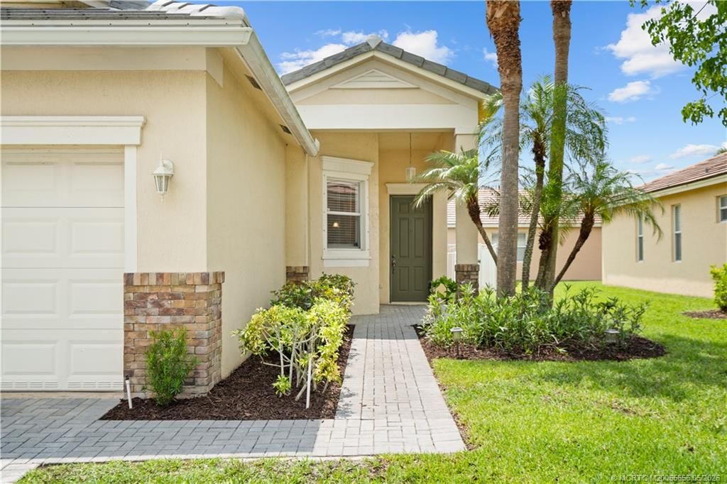 Photo of 9811 SW Glenbrook Drive, Port Saint Lucie, FL 34987 (MLS # M20055656)