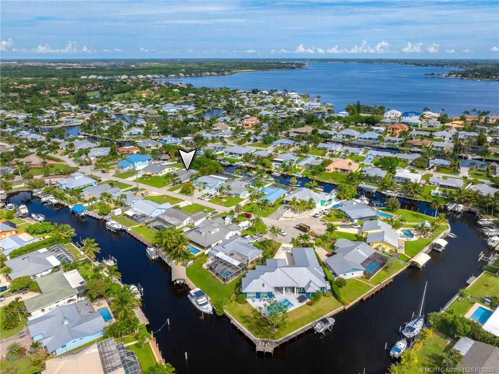 Photo of 1449 SW Albatross Way, Palm City, FL 34990 (MLS # M20051525)