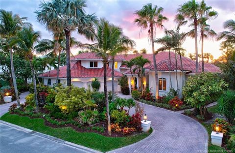 Photo of 2995 SE Dune Drive, Stuart, FL 34996 (MLS # M20048323)