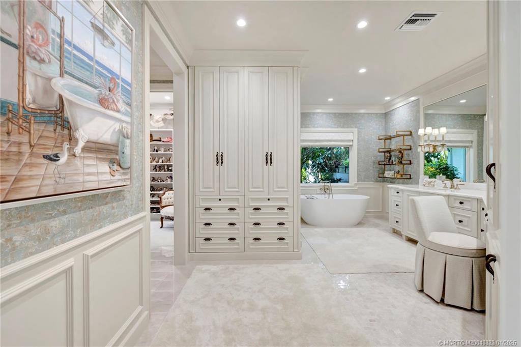 Stuart, Florida 34996, United States, 5 Bedrooms Bedrooms, ,7 BathroomsBathrooms,Residential,Active,19800