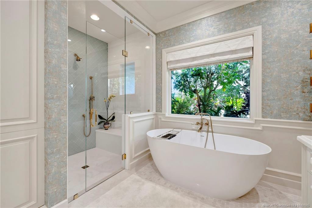 Stuart, Florida 34996, United States, 5 Bedrooms Bedrooms, ,7 BathroomsBathrooms,Residential,Active,19800