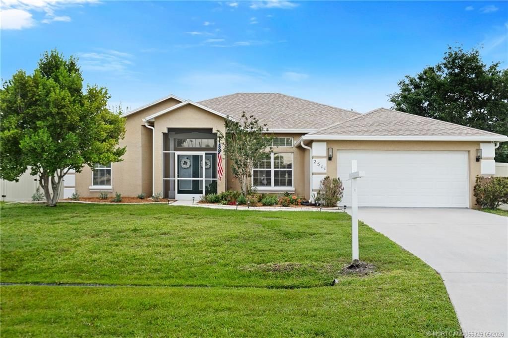 Photo of 2511 SE Snapper Street, Port Saint Lucie, FL 34952 (MLS # M20055326)