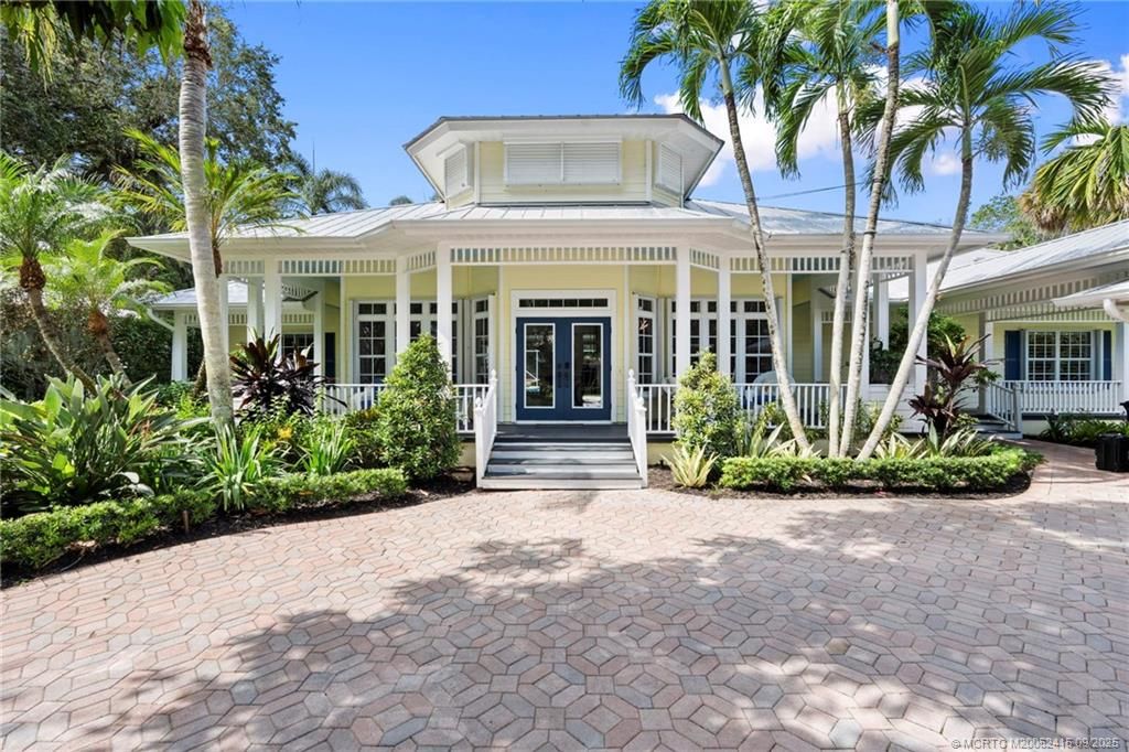 Photo of 104 Abbie Court, Stuart, FL 34996 (MLS # M20052415)