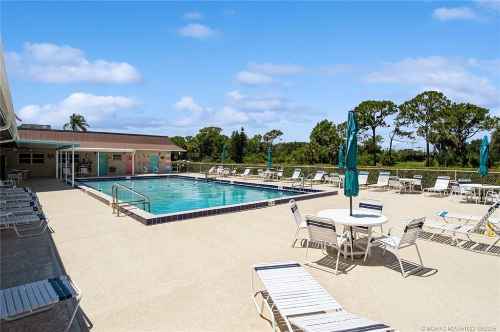 Hobe Sound, Florida 33455, United States, 2 Bedrooms Bedrooms, ,2 BathroomsBathrooms,Residential,Active,150915