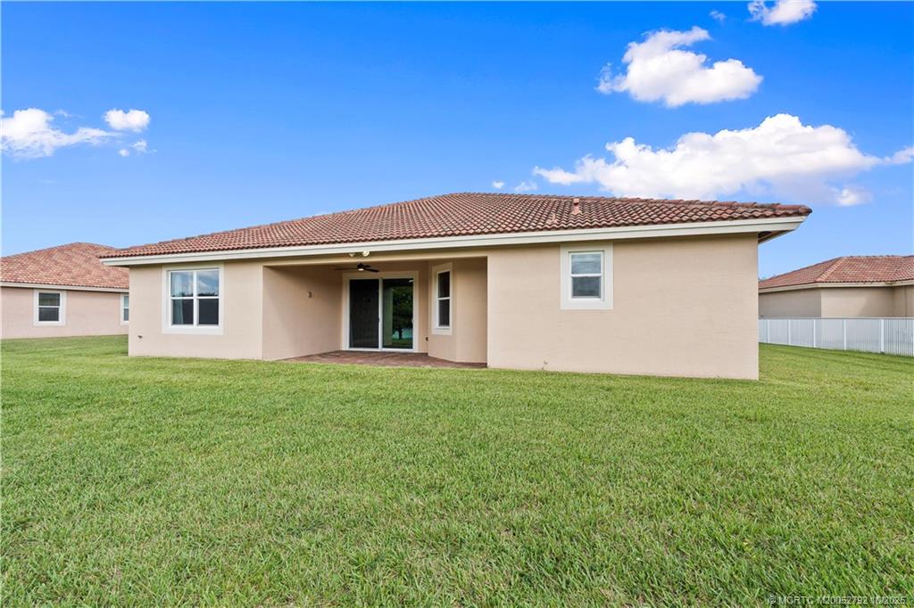 Stuart, Florida 34997, United States, 4 Bedrooms Bedrooms, ,3 BathroomsBathrooms,Residential,Active,233567