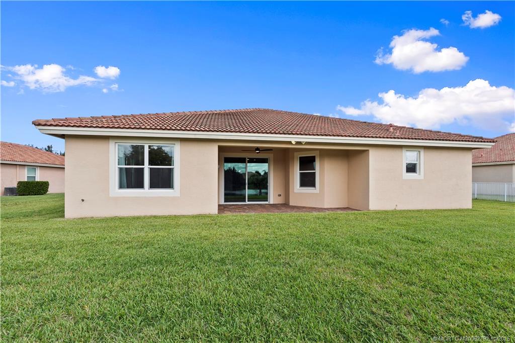 Stuart, Florida 34997, United States, 4 Bedrooms Bedrooms, ,3 BathroomsBathrooms,Residential,Active,233567