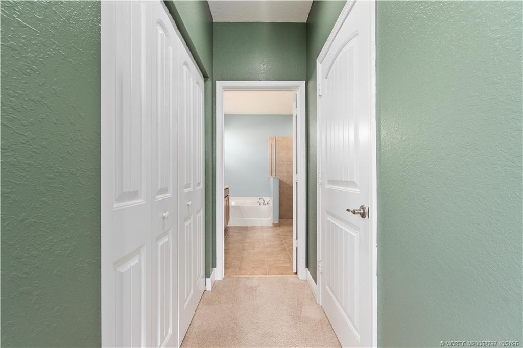 Stuart, Florida 34997, United States, 4 Bedrooms Bedrooms, ,3 BathroomsBathrooms,Residential,Active,233567