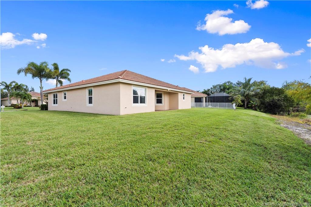 Stuart, Florida 34997, United States, 4 Bedrooms Bedrooms, ,3 BathroomsBathrooms,Residential,Active,233567