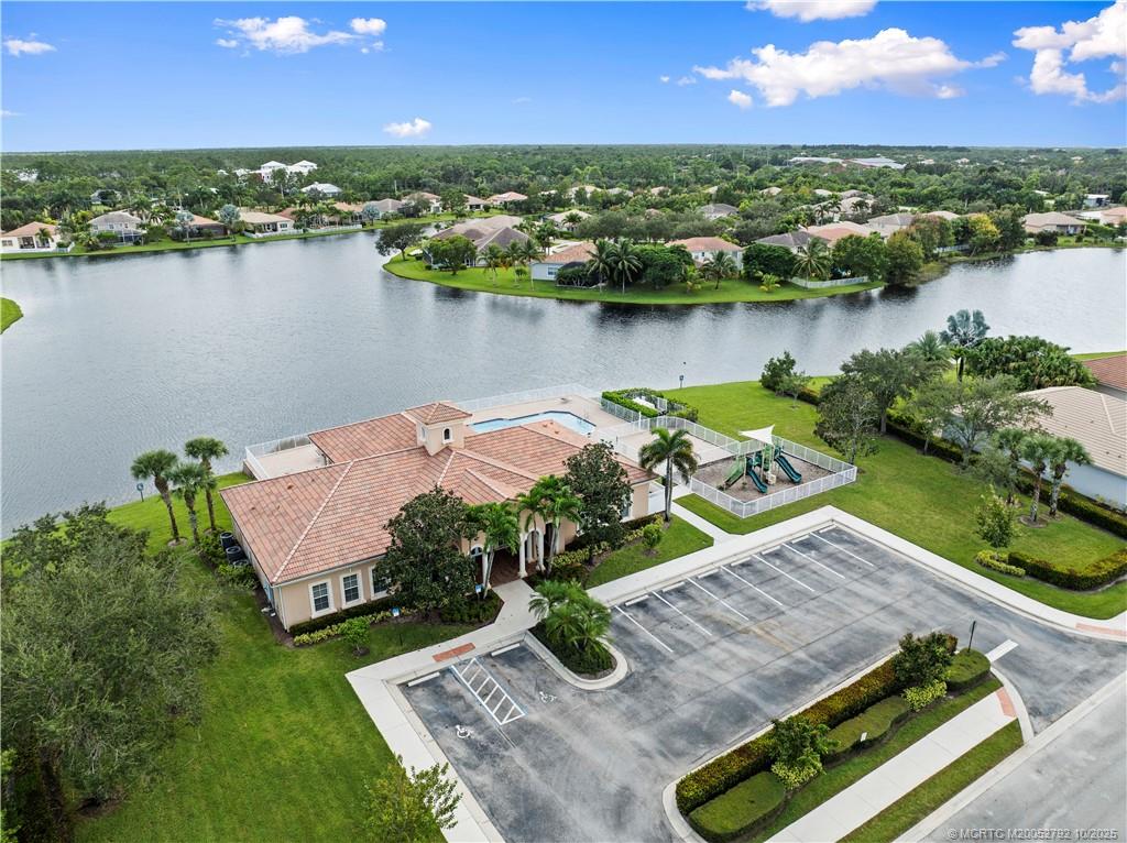 Stuart, Florida 34997, United States, 4 Bedrooms Bedrooms, ,3 BathroomsBathrooms,Residential,Active,233567
