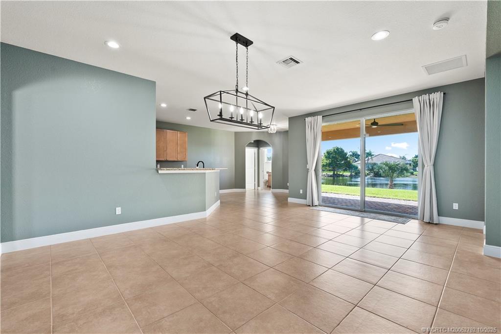 Stuart, Florida 34997, United States, 4 Bedrooms Bedrooms, ,3 BathroomsBathrooms,Residential,Active,233567