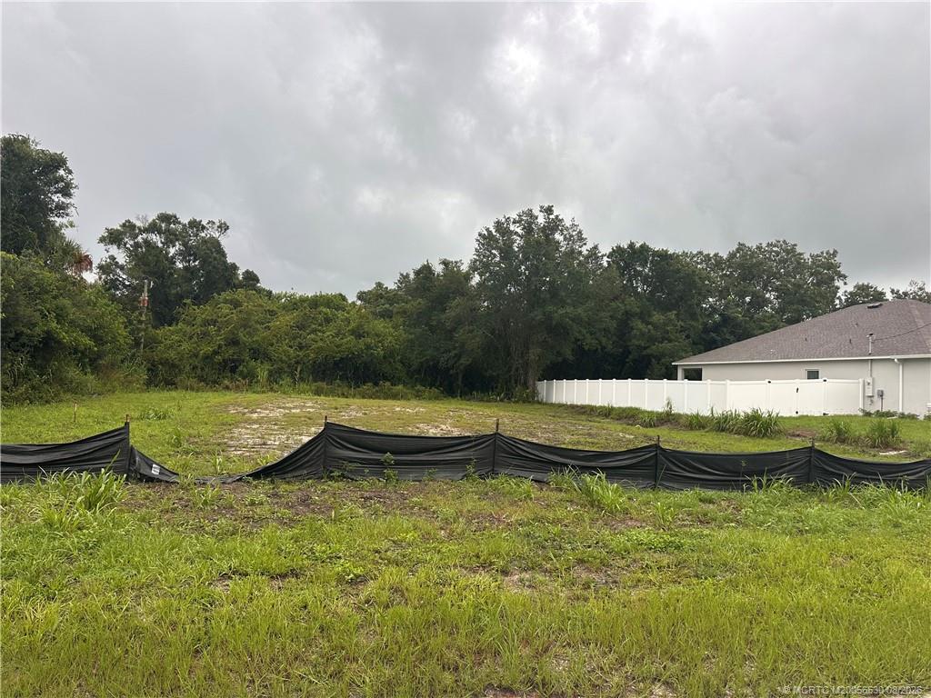 Photo of 8856 91st Court, Vero Beach, FL 32967 (MLS # M20056530)
