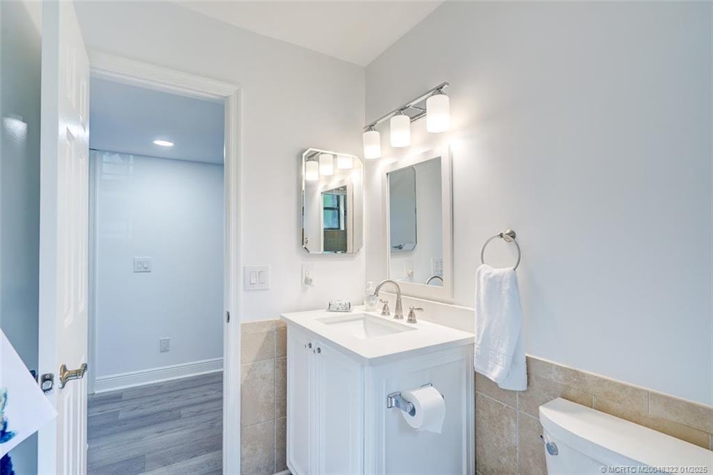 Stuart, Florida 34997, United States, 2 Bedrooms Bedrooms, ,2 BathroomsBathrooms,Residential,Active,22251