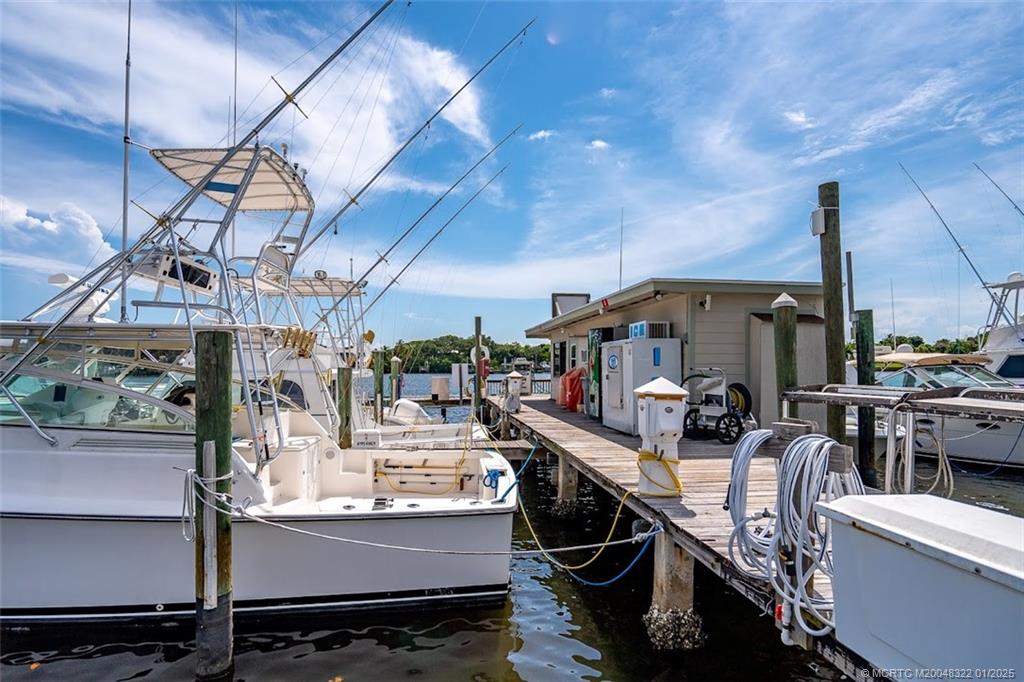 Stuart, Florida 34997, United States, 2 Bedrooms Bedrooms, ,2 BathroomsBathrooms,Residential,Active,22251