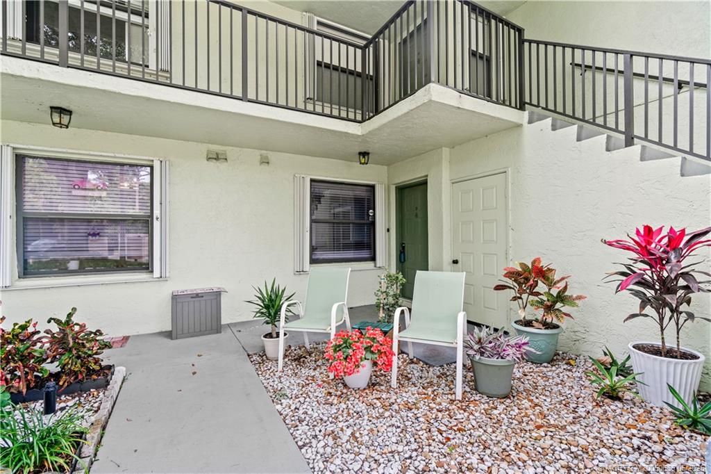 Photo of 1001 Sabal Ridge Circle #D, Palm Beach Gardens, FL 33418 (MLS # M20050686)