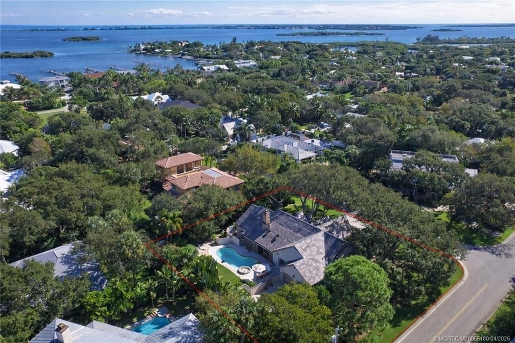Photo of 10 Pineapple Lane, Stuart, FL 34996 (MLS # M20055180)