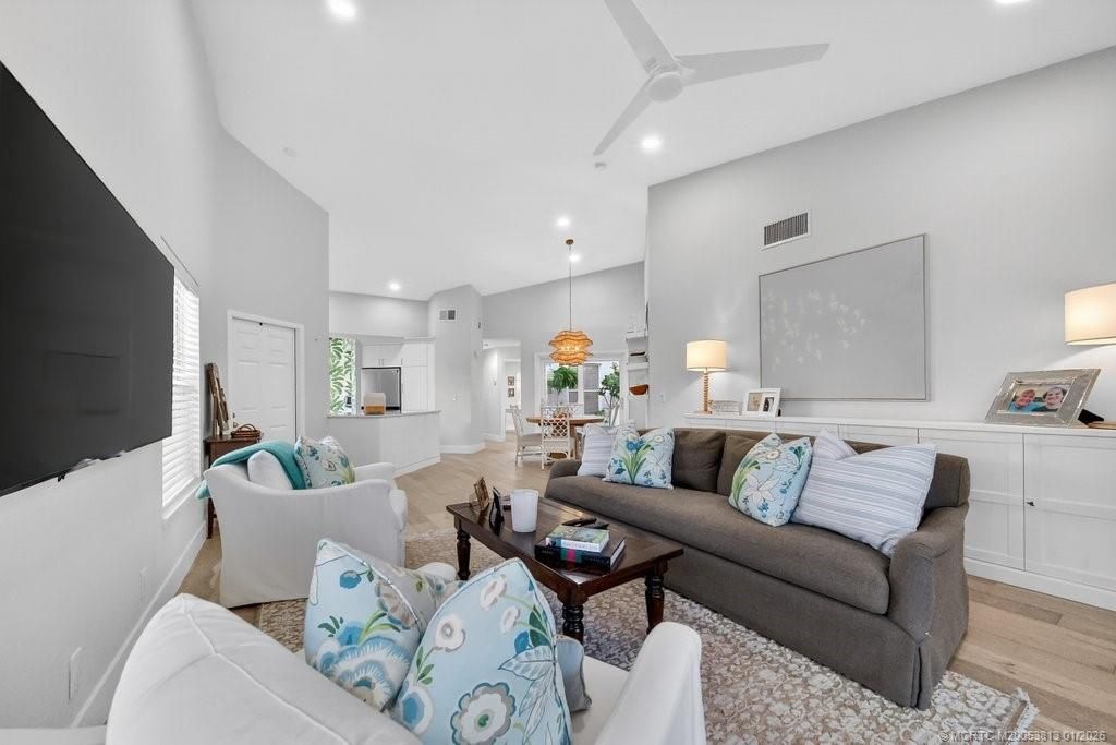 Photo of 2426 SW Foxpoint Trail, Palm City, FL 34990 (MLS # M20053813)