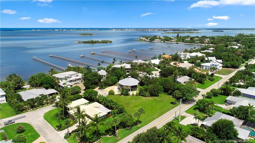 Photo of 18 Cranes Nest, Stuart, FL 34996 (MLS # M20054368)