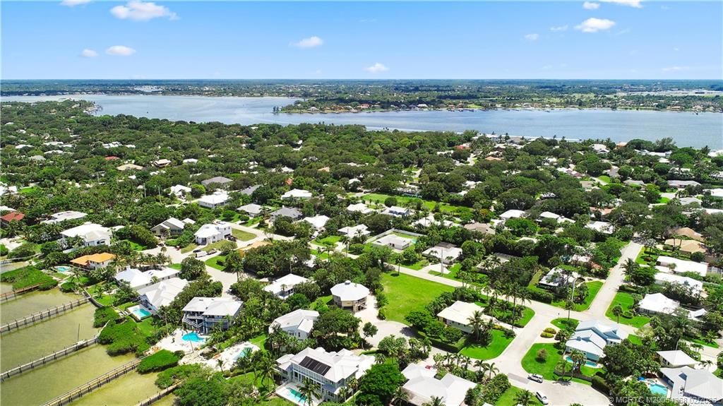 Photo of 18 Cranes Nest, Stuart, FL 34996 (MLS # M20054368)